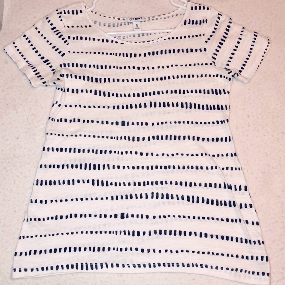 Unique blue and white t-shirt, x-small, Old Navy
